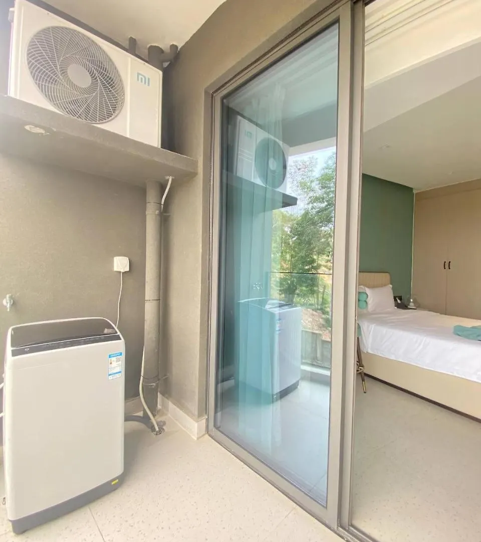 Ark Seaview Holiday Inn Sihanoukville Apartment