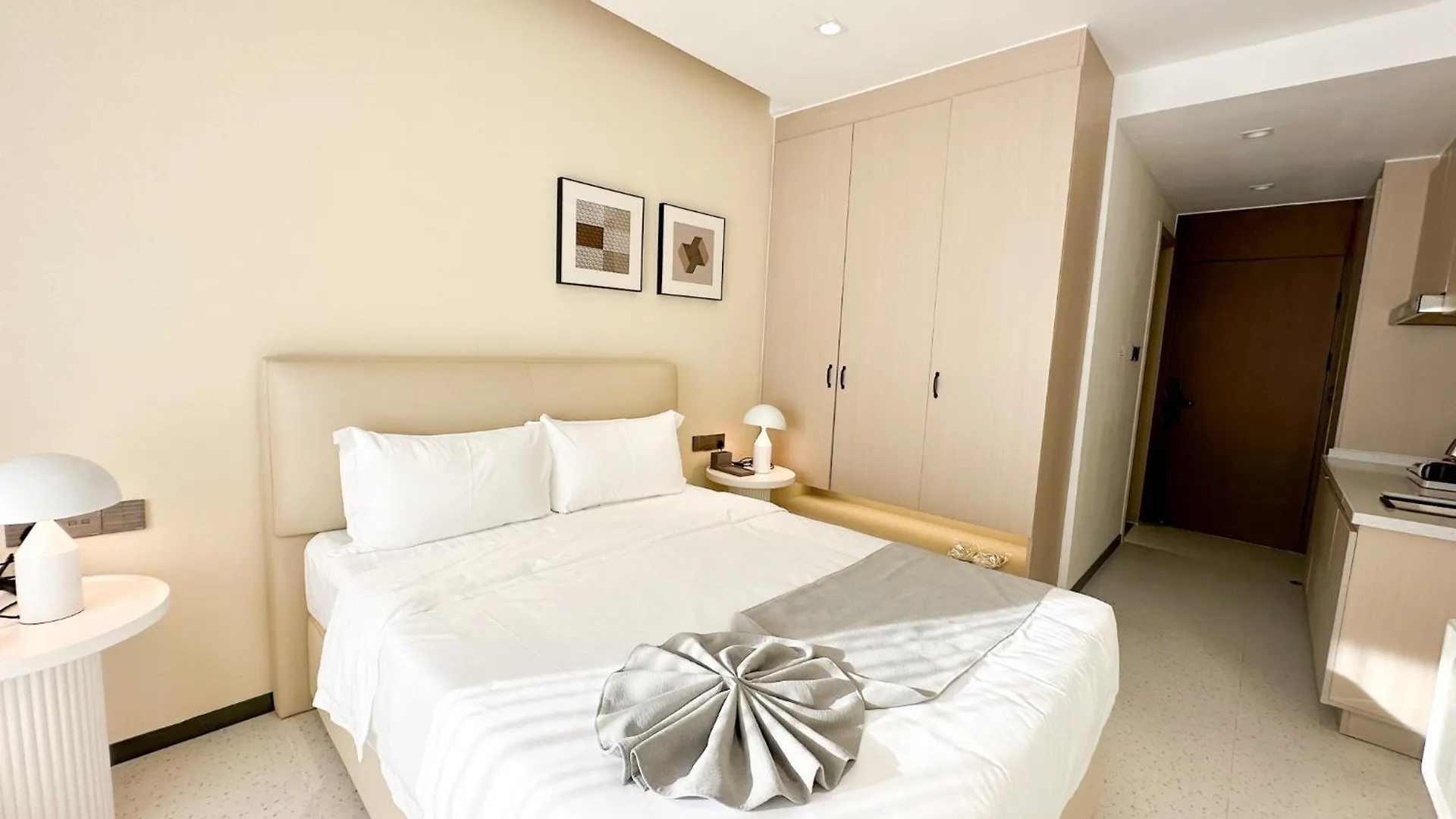 Ark Seaview Holiday Inn Sihanoukville 0*,  Cambodia